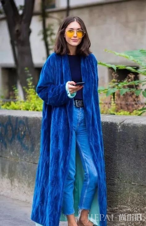 秋冬同色系衣服搭配?最气质的穿搭!