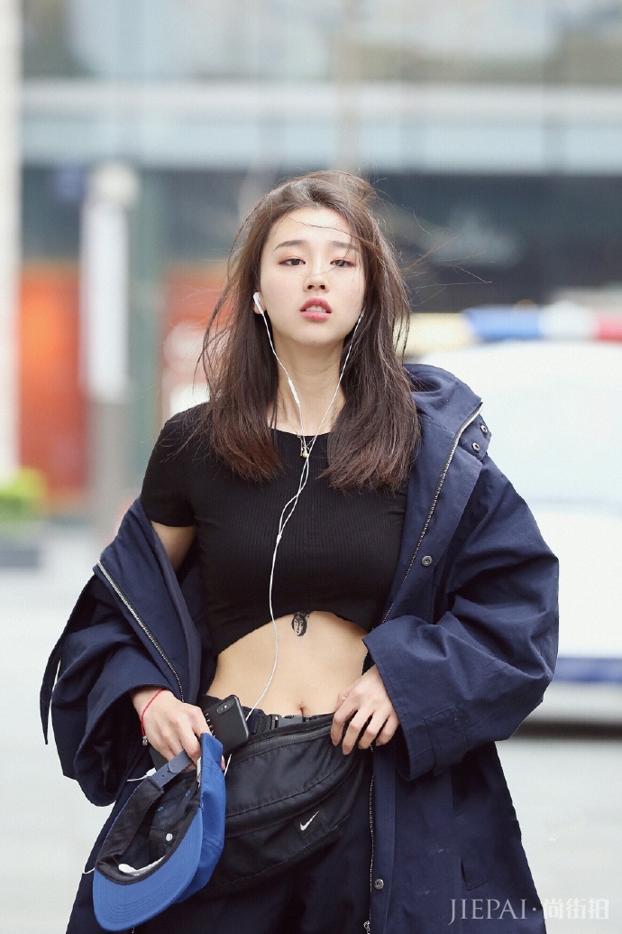 一条短裤也可以美出天际！