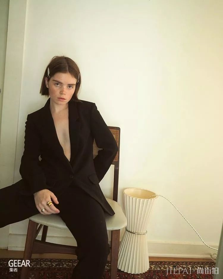 她是来自亚特兰大22岁的时尚博主，为时尚圈带来一股慵懒清流！