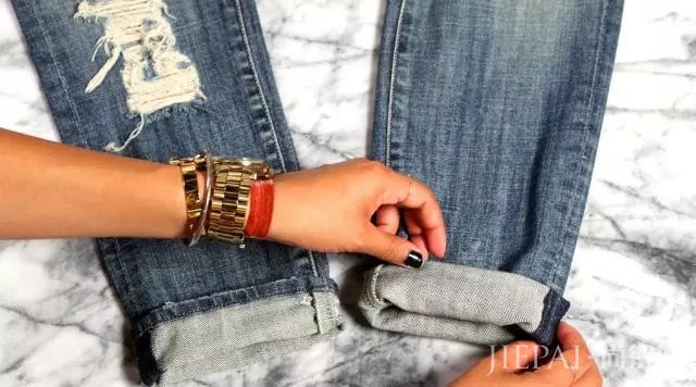 还在穿紧身裤?今秋这条“不正经”的裤子才最火!