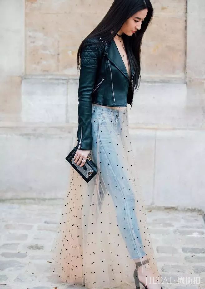 入秋时节裙子和裤子混搭,时髦感爆棚!!!