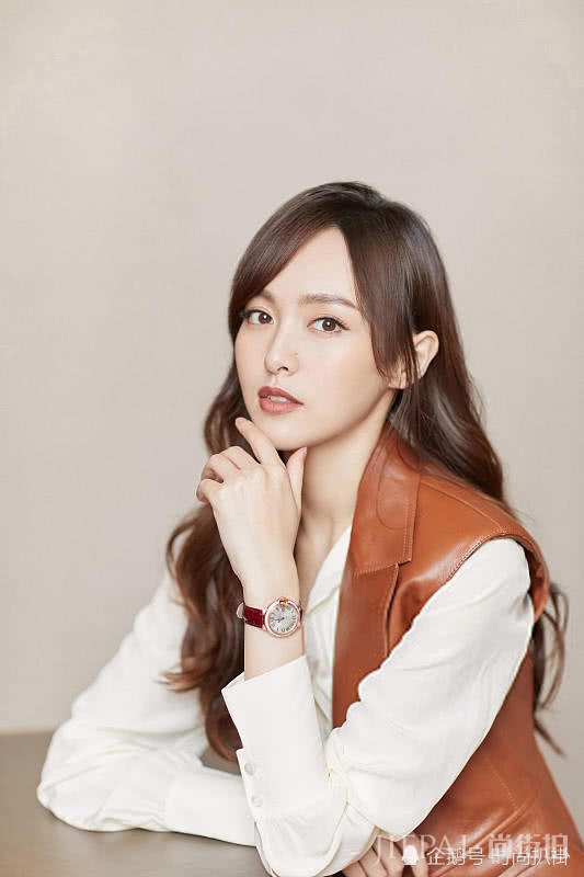 唐嫣秦岚等女星真“壕”，随便一块表都是8万块，最贵的要80万