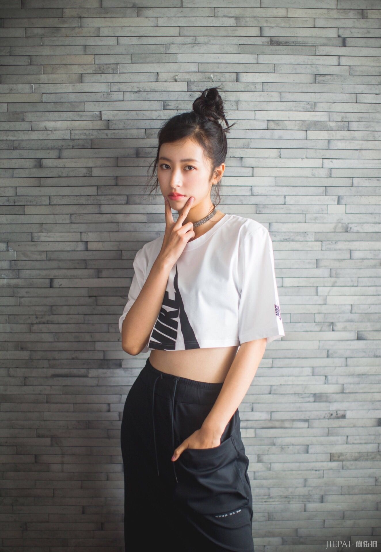 周雨彤铁铮铮的少女风，就问你好看不好看