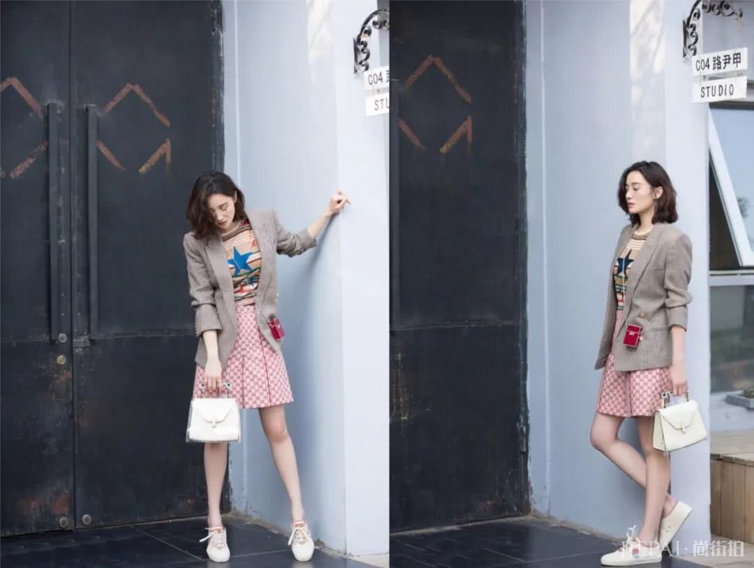 今年秋冬流行西装配裙子，回头率UP UP！