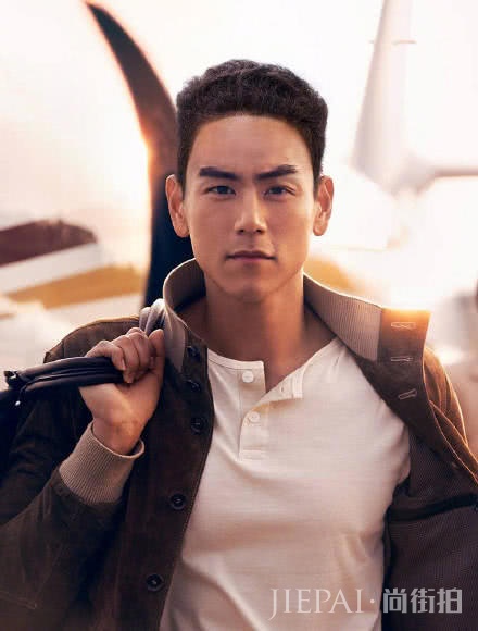 胡歌，吴磊，彭于晏都不能hold住小吴的眉毛和发型