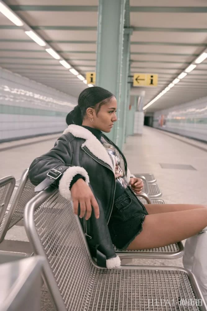 与德国最当红女歌手一起撒野人间游乐园——柏林