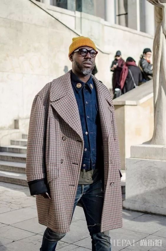 欧美潮男街拍 外套要够大才能够有型