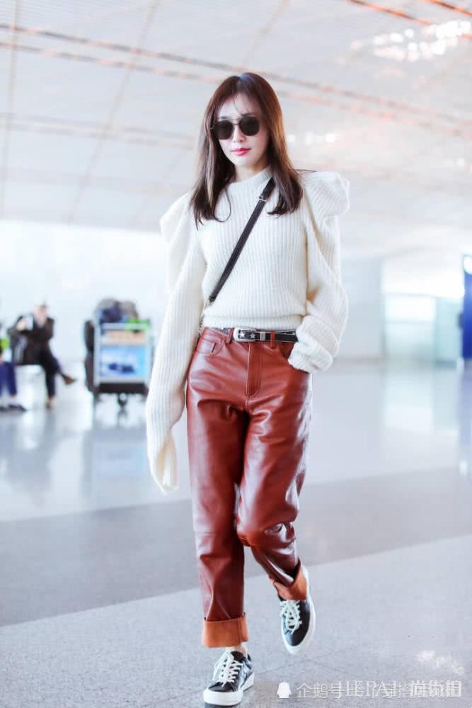 秦岚的毛衣个性到炸,强迫症看不下去