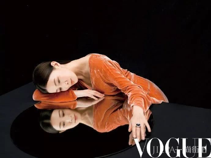 佘诗曼： 如果人生只是一条平线，我不爱的