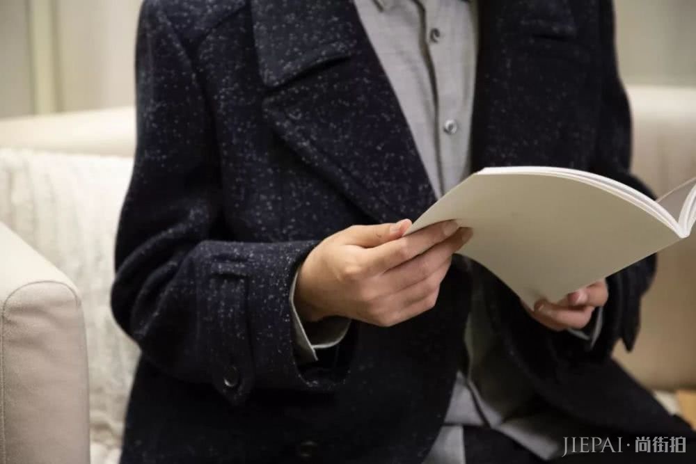 为什么穿大衣的男人看起来很有气场