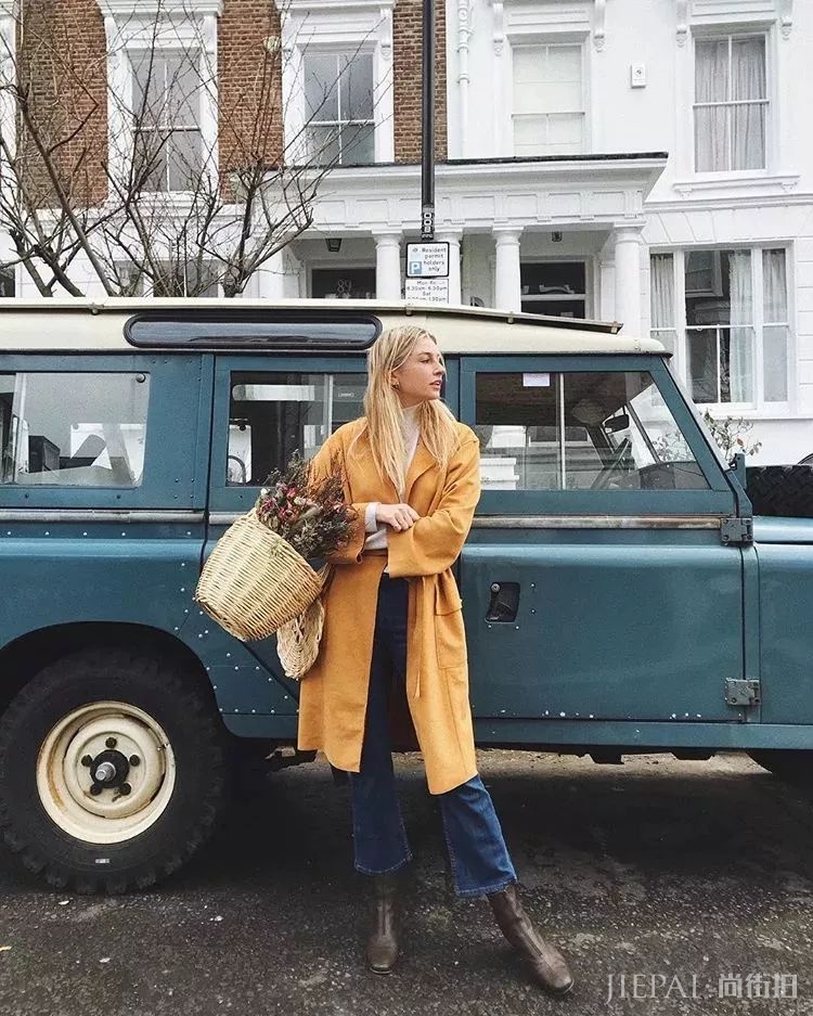 外套里面怎么穿?来看看这5款内搭吧 包你满意!