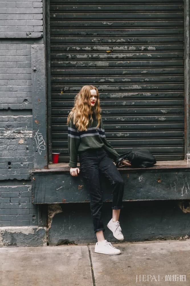 看完这么多街拍风格 还是黑色最显高级大气