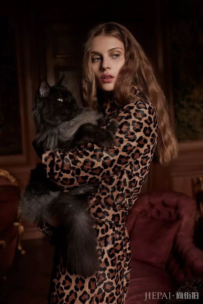 你的手机屏保也该换上“秋装”了，最美的都在这里