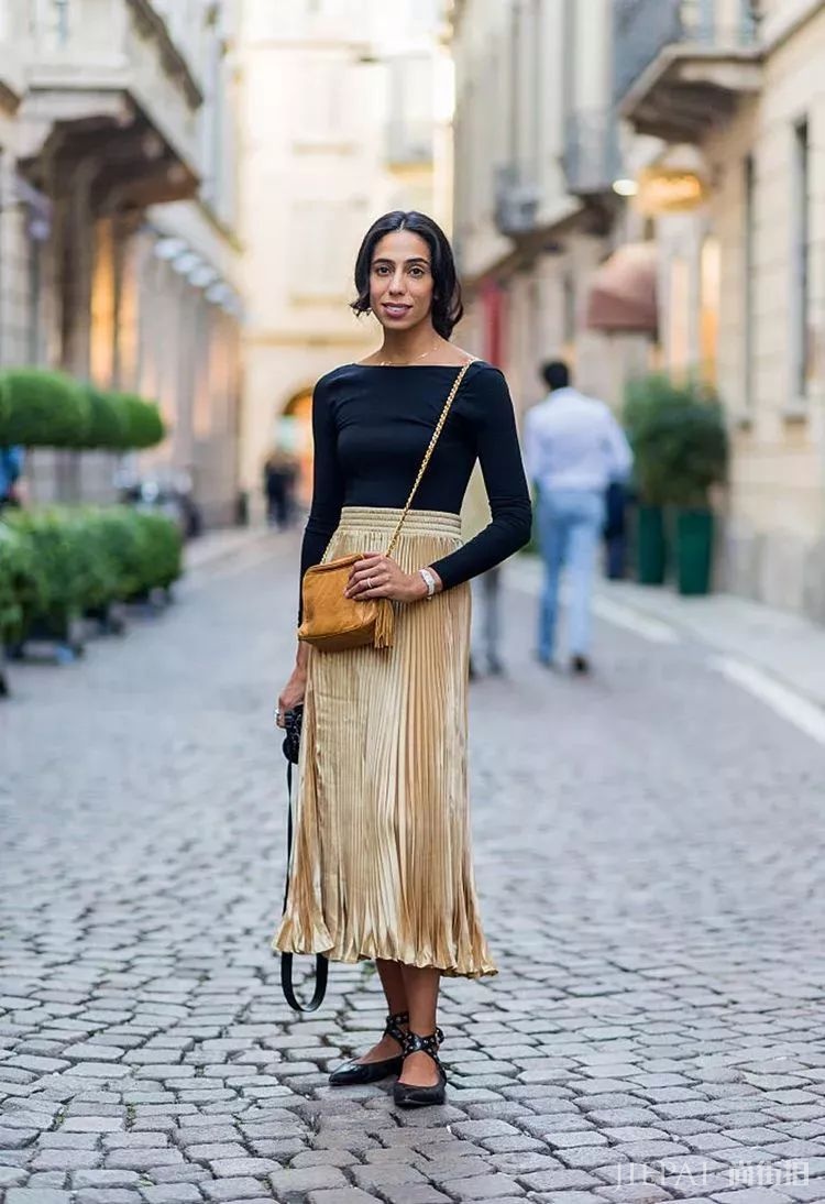 百褶裙显胖、显胯宽？学高圆圆不同身材不同穿法，时髦仙气还有范儿！