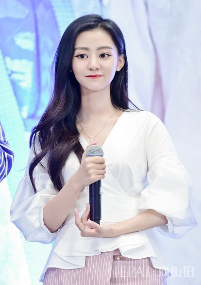 95后徐沐婵好调皮,因《颤抖吧阿部》意外走红,剧外还这么美