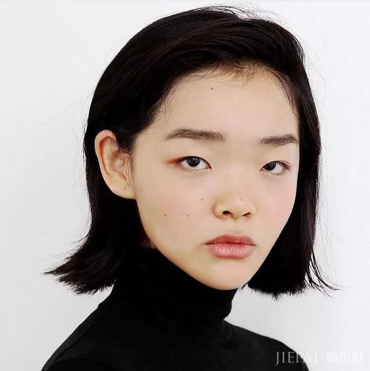 外网吹爆的厌世脸亚洲超模,原来也是非主流网红脸