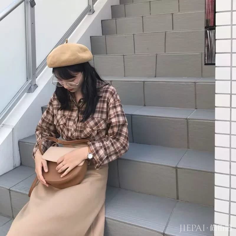 秋天最实用的外套,让格纹衬衫穿出你的时尚感