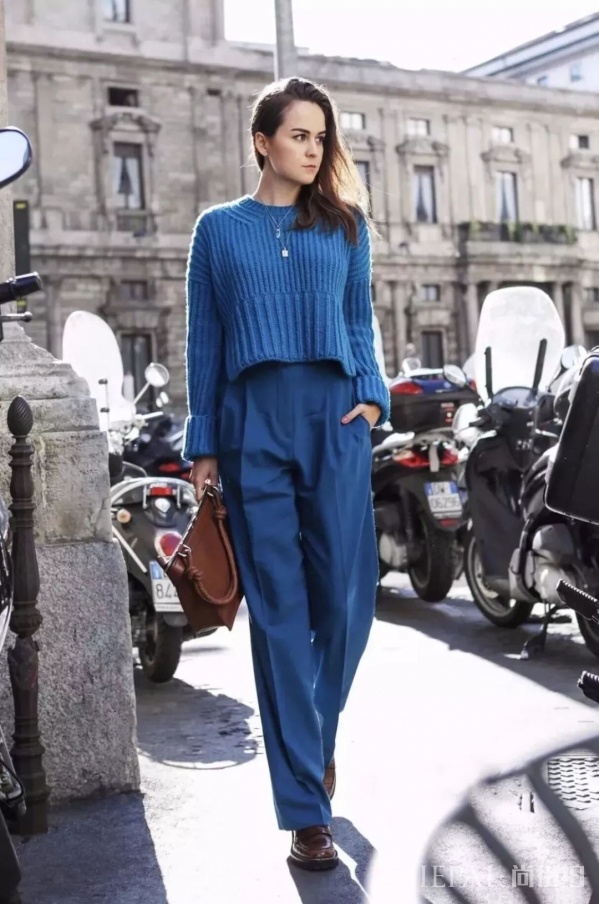 女生秋冬穿什么裤子好看?秋冬应该穿上一条这样的裤子