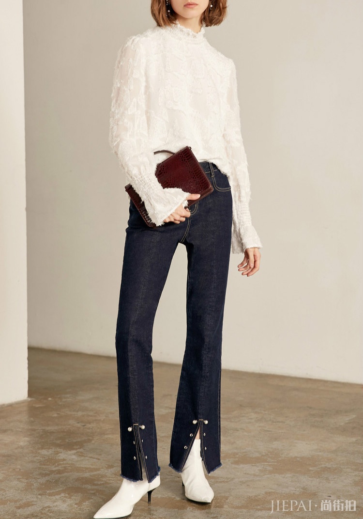 40岁女人选卫衣容易显老!试试这3种方法大气又有精神,满满女人味