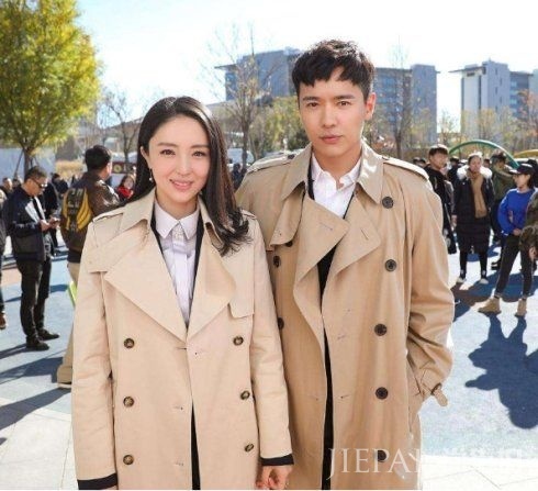 患难与共!董璇为高云翔定居澳洲,而她贱卖房子给男友治病