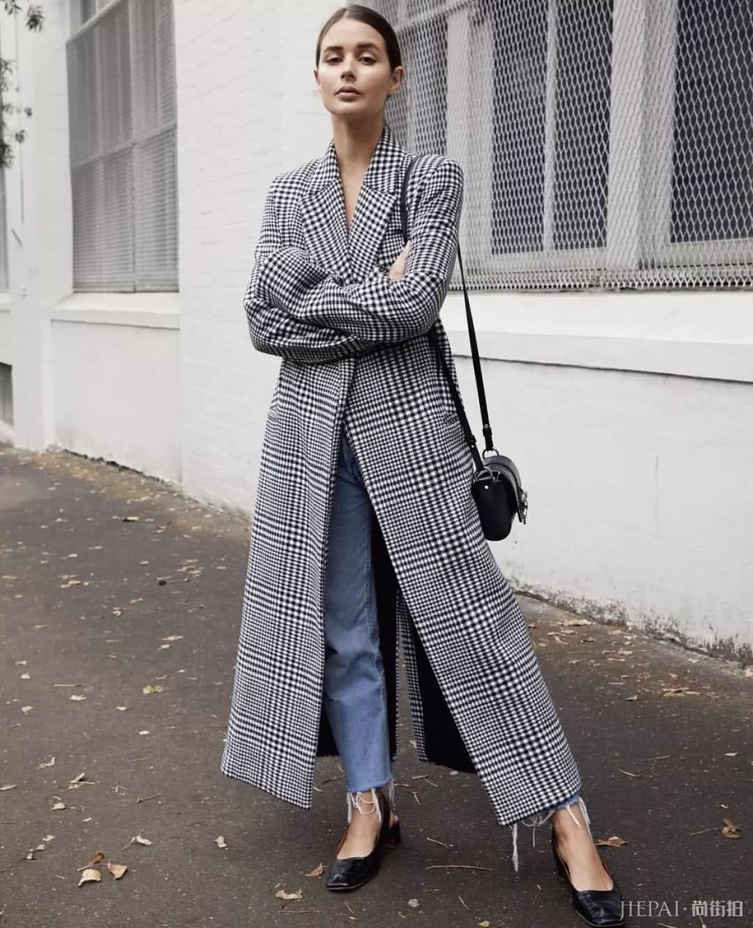 跟着澳洲“不完美”博主练秋冬穿搭