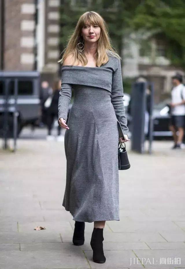 漆皮亮面 or 丝绒短靴，你更想剁手哪一款？