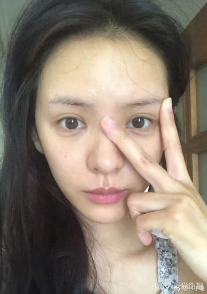 张予曦水玲珑刚出场就被网友Diss颜值,可你确定素颜比她美?