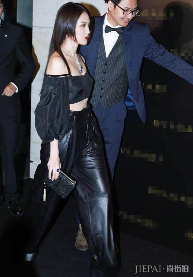 论发型的重要性,舒淇换发型后网友直呼:想去剪同款