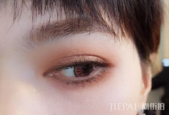 网红妆容教程 快来学习最新网红化妆顺序