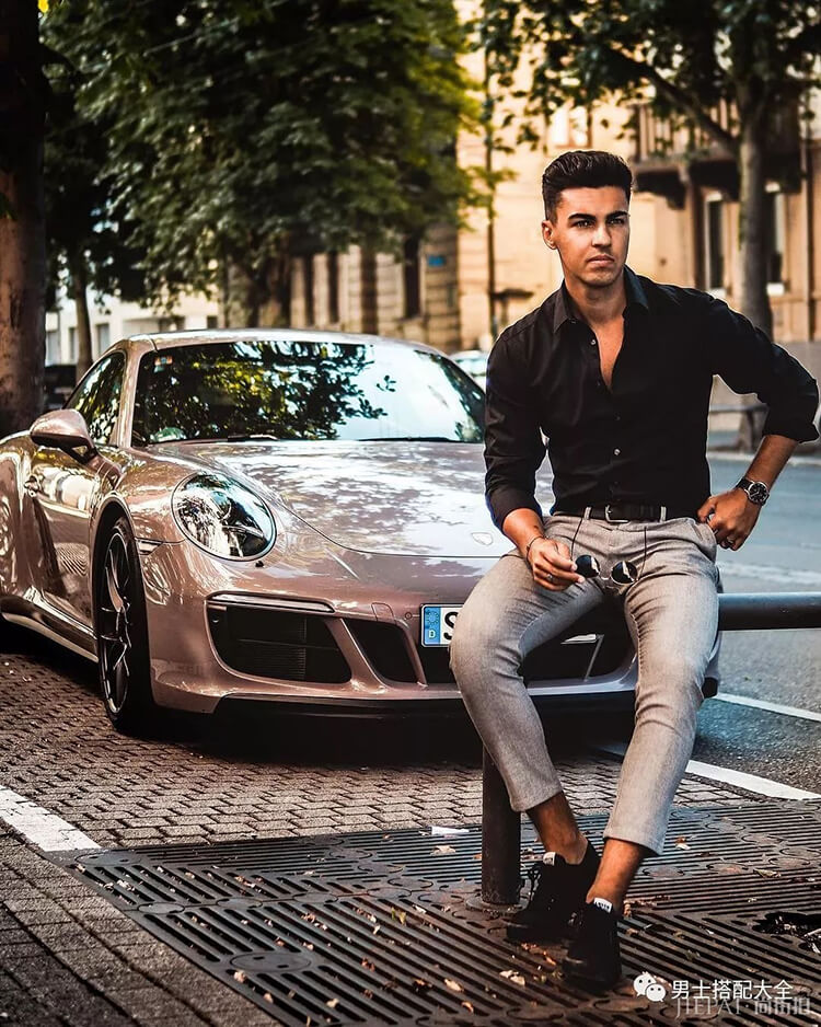 潮男看过来 用万年不淘汰的黑色单品来拯救你的秋冬穿搭