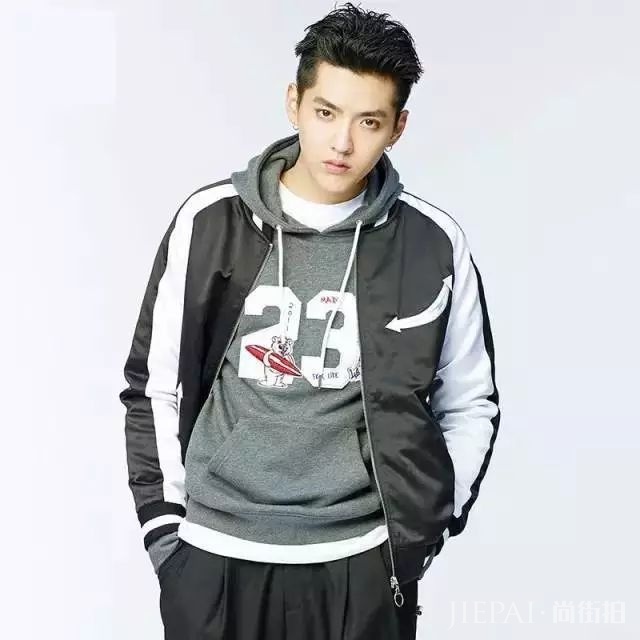 型男叠穿更容易出彩,增加衣层次感!