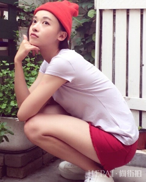 吴谨言的衣品潮炸!明星需要包装!