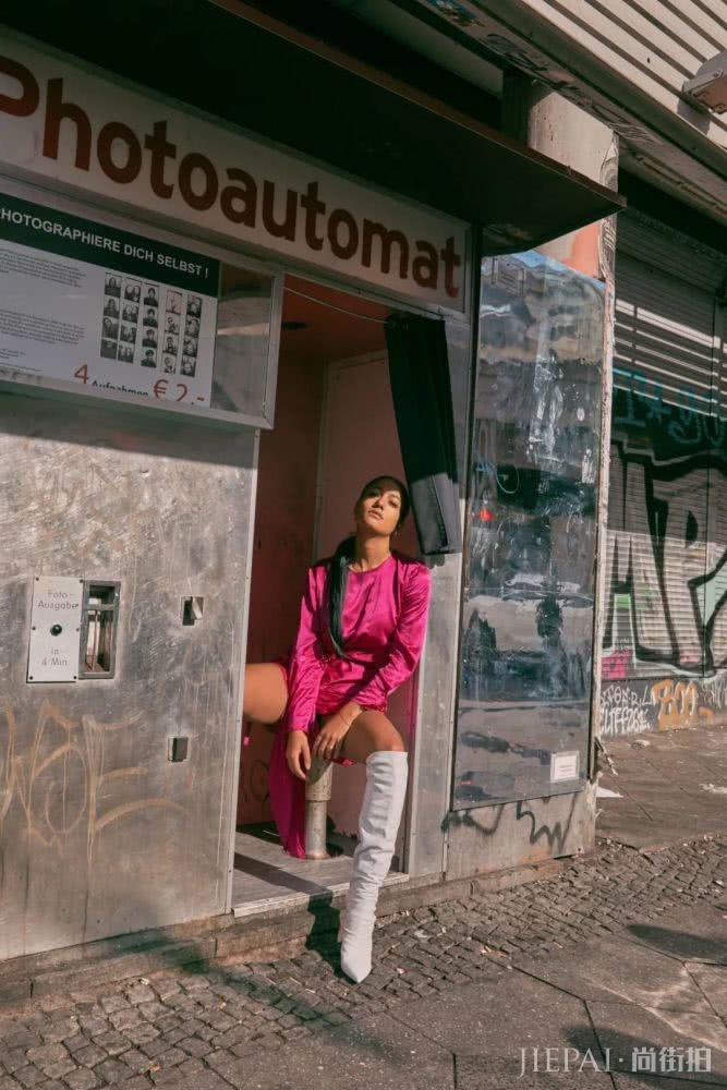 与德国最当红女歌手一起撒野人间游乐园——柏林