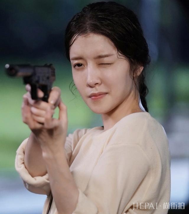 《我身后的陶斯》郑仁仙的微波卷发，剧中5心机撩的苏志变也忘神