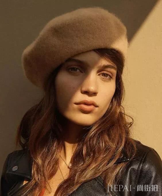 最适合秋冬的贝雷帽单品,谁戴谁美