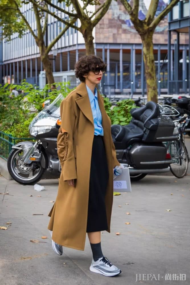 每个人都有的大衣,怎么穿最好看?