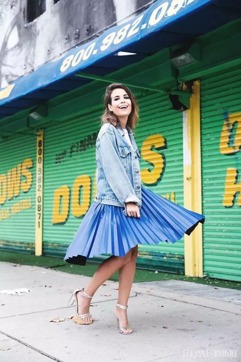 百褶裙显胖、显胯宽？学高圆圆不同身材不同穿法，时髦仙气还有范儿！