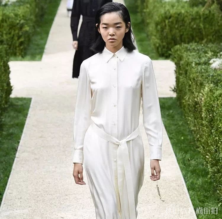 外网吹爆的厌世脸亚洲超模,原来也是非主流网红脸