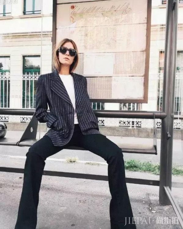 宽肩西装怎么搭配 最流行的宽肩西装你还穿得像奶奶