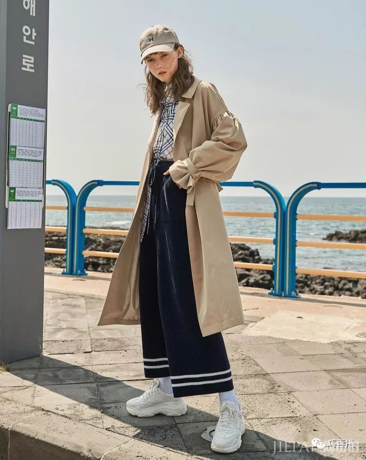 想要时髦好看就穿阔腿裤，还离不开这3种搭配！