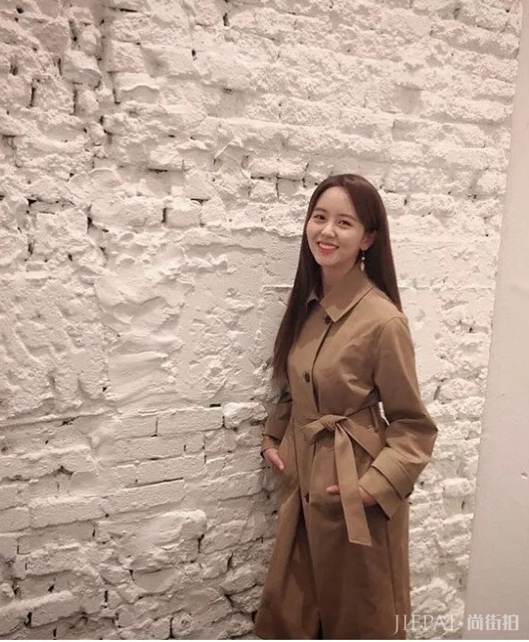 今年秋天最显贵的3种色彩,穿对了你就美炸了!