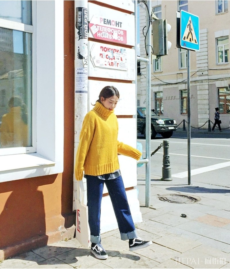 高领针织怎么搭好看 7种穿搭方式让你穿出秋冬时髦感