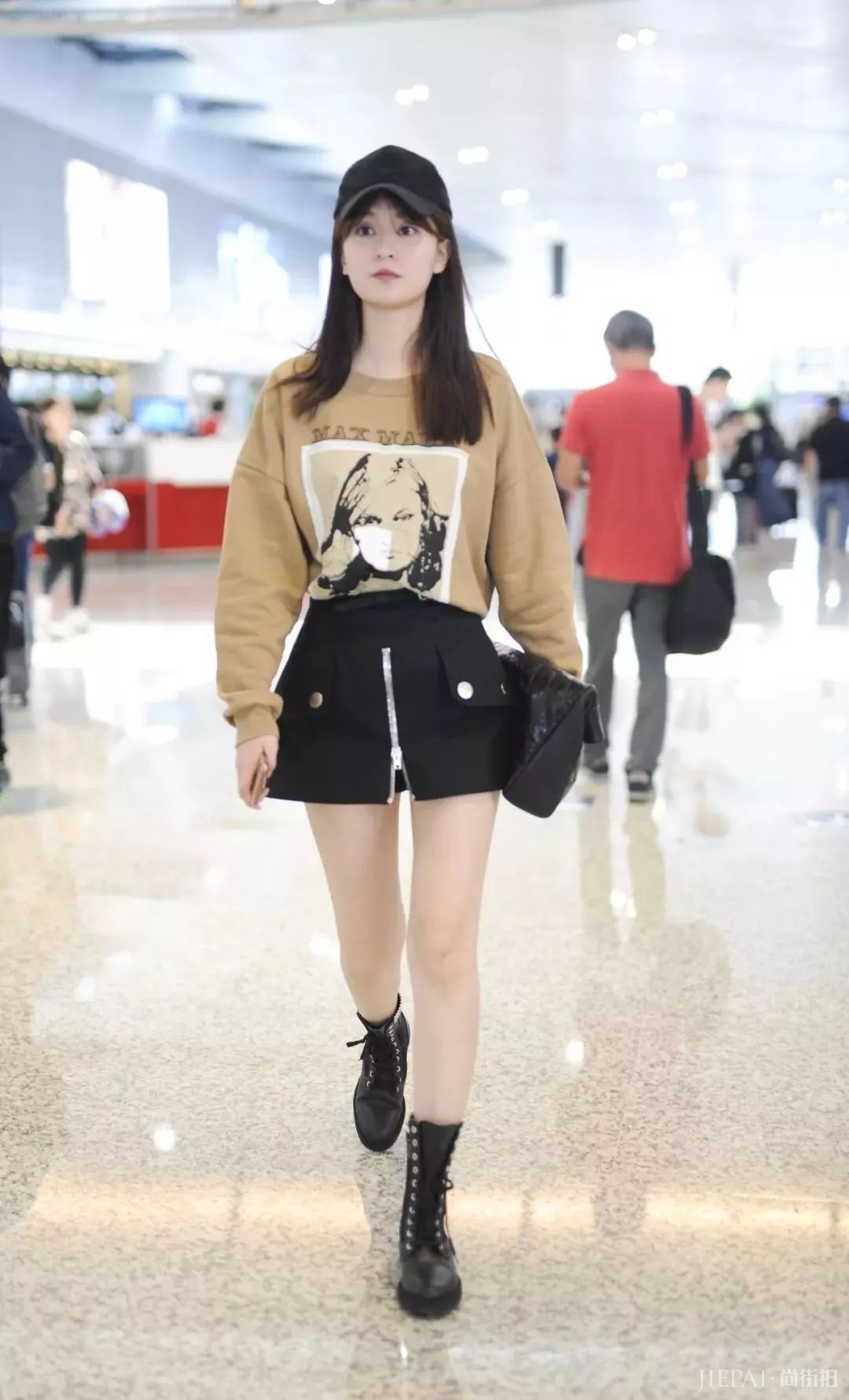 卫衣新穿法，你要这么穿也好看