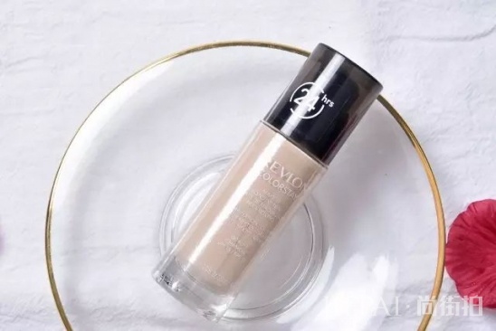 超好用的粉底推荐 自拍都不用磨皮了