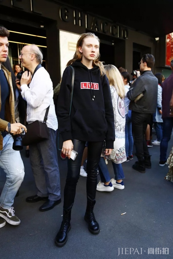 秋冬女生短靴+裤子搭配 秋冬终于不用露脚踝了