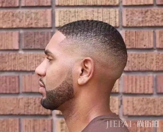 2018流行的型男发型图片