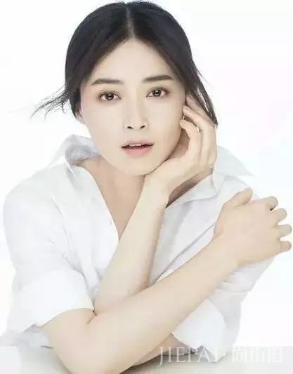 蒋欣选错发型胖10斤变大婶!论发型对女星的重要性