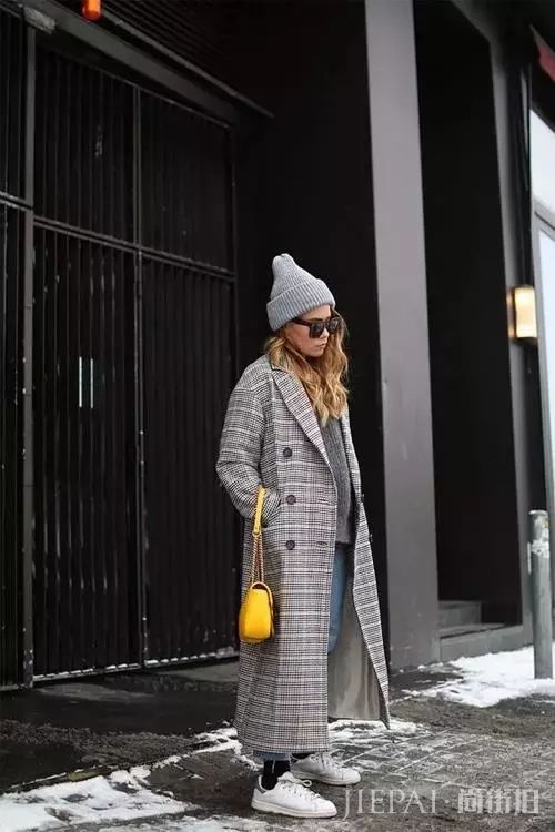 露脚踝过时了？穿运动鞋露袜子才是真时髦！