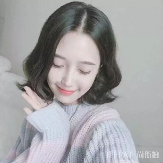 发型不用在意颜色 女生黑发也能美出天际