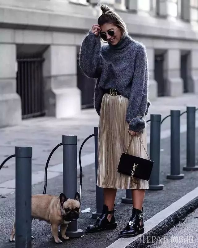 街头潮人告诉你 秋冬季度穿这6条裙子,美过一整年